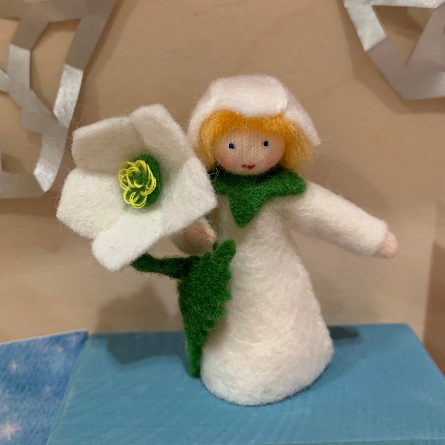 Ambrosius flower fairy White Hellebore Winter rose, deluxe model holding flower