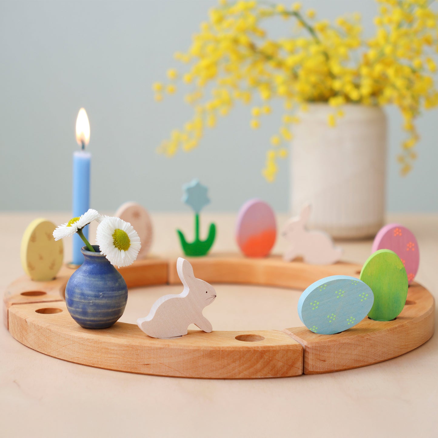 GRIMMS celebration ring with Easter decorations
