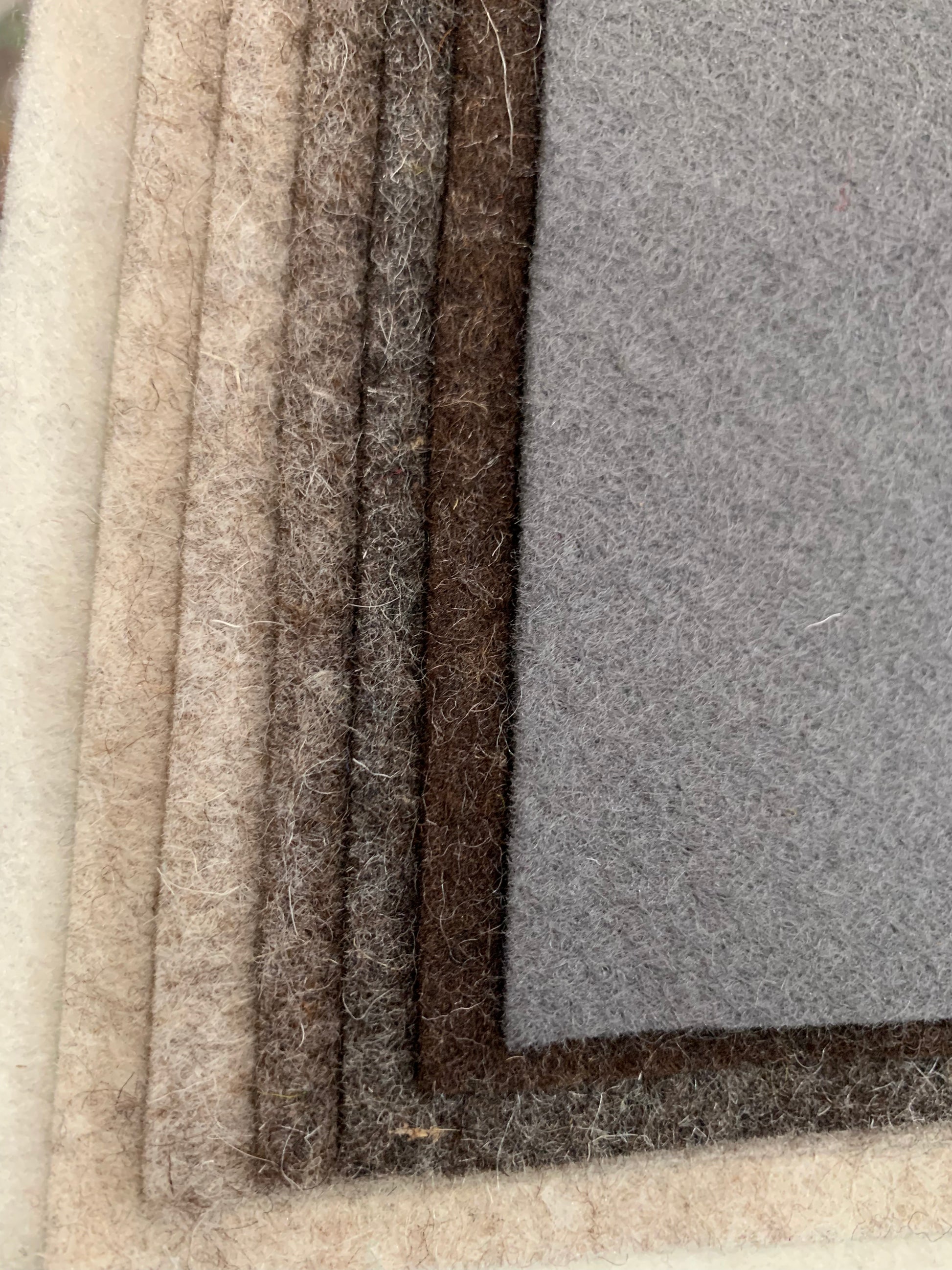 Mottled browns in seven shades of Dutch woll felt