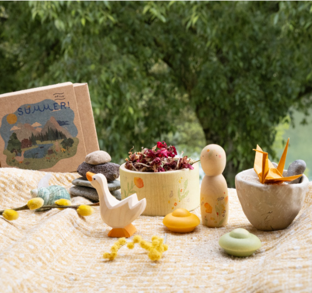 ostheimer minature goose comes with some grapat play pieces in a lovely box set