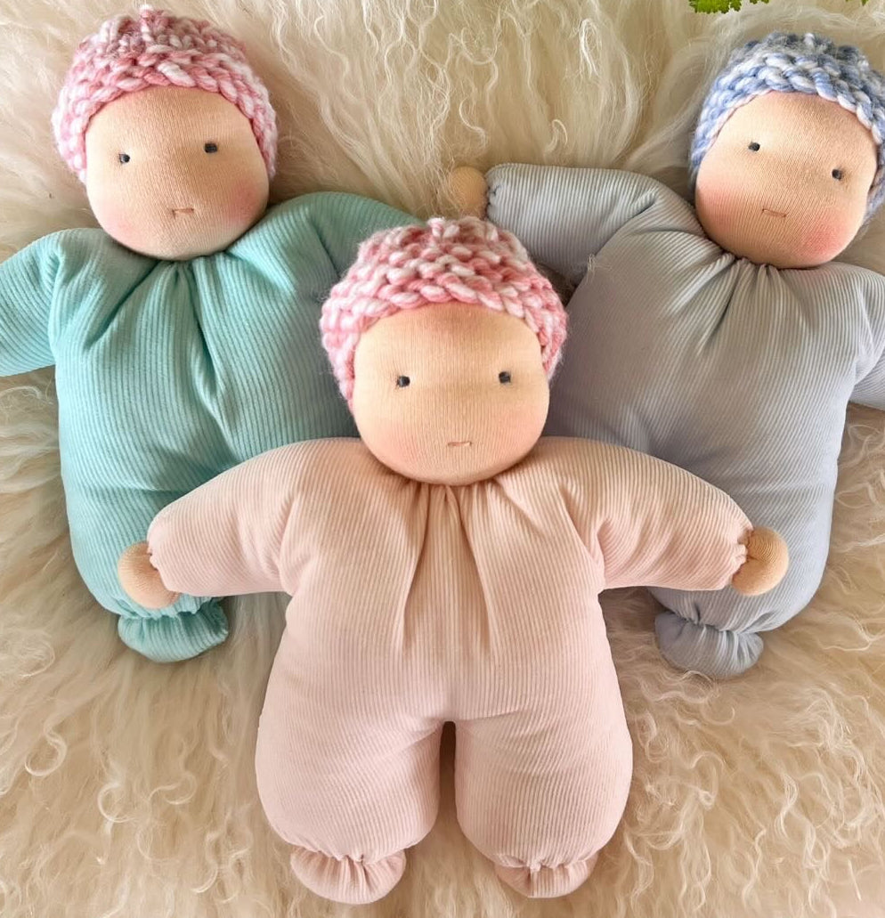 Little handmade dolls 