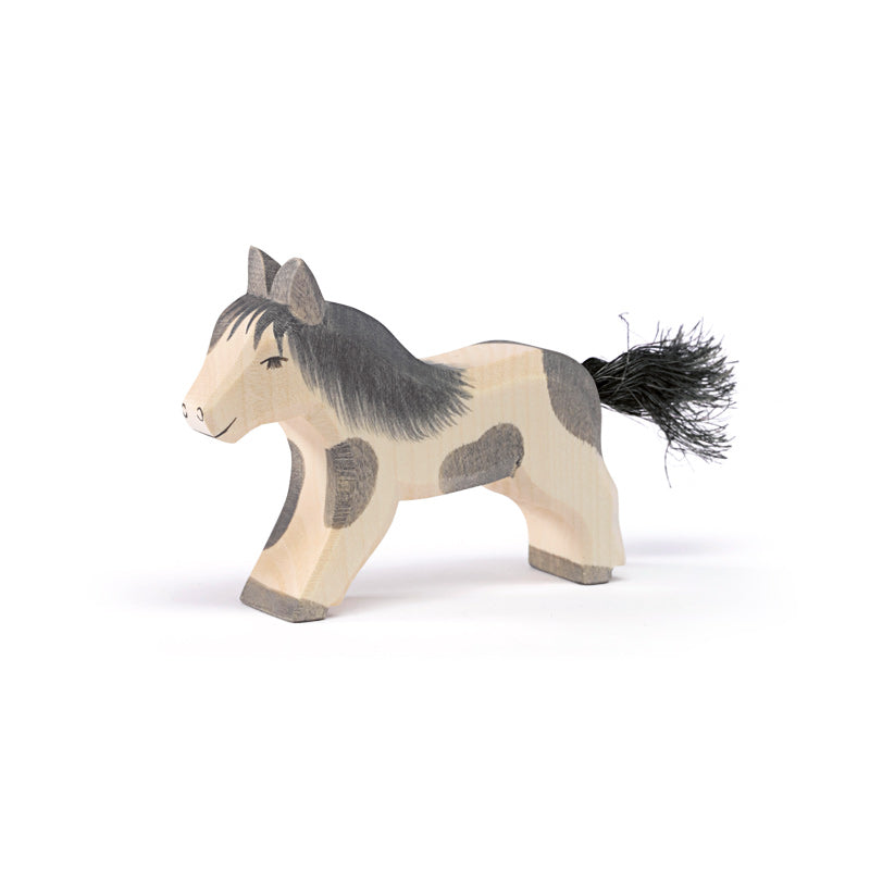 Wooden pony With handpainted body and sisal rope tail 